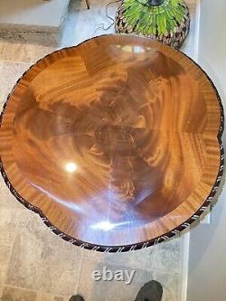Henkel Harris Clover Top Chippendale Flame Mahogany Drum Table Model 5441