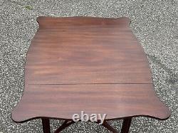 Henkel Harris SPNEA Chippendale Style Mahogany Drop Leaf End Table