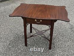 Henkel Harris SPNEA Chippendale Style Mahogany Drop Leaf End Table