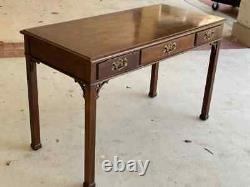 Henredon 3 Drawer Chippendale Mahogany Writing Desk Brass Handles