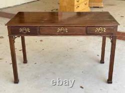 Henredon 3 Drawer Chippendale Mahogany Writing Desk Brass Handles