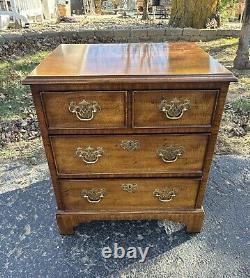 Henredon Folio Fourteen Georgian Mahogany Nightstand Chest Table 3 Drawers