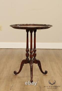 Imperial Grand Rapids Georgian Style Carved Mahogany Pie Crust Table