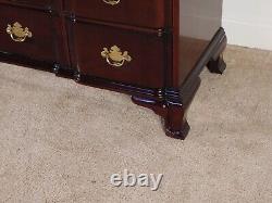 Kindel Furniture Chippendale 9 Drawer Mahogany Blockfront Long Chest Dresser