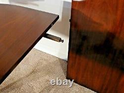 Kittinger Williamsburg CW-66 Triple Pedestal Dining Banquet Table w Two Leaves