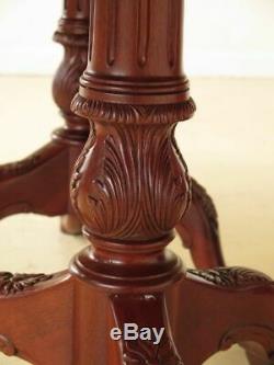 LF37592 HICKORY CHAIR CO. Clawfoot Mahogany Dining Room Table