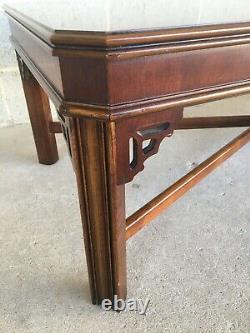 Lane Furniture Banded Mahogany Chippendale Style Coffee Table