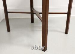 Late 20th Century Chippendale Drop-Leaf End Side Table