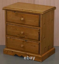 Lovely Small English Oak Vintage Circa 1960's Bedside Table Chest Of Drawers
