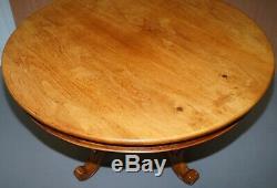 Lovely Vintage Solid Golden Mahogany Round Dining Table Ornately Carved Legs
