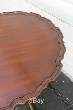 Mahogany Pie Crust Round Tilt Top Center Side Table by Henkel Harris 9807