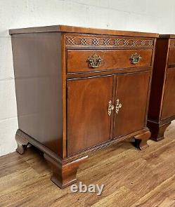 PAIR Baker Furniture Chippendale Carved Mahogany Nightstands Side Tables