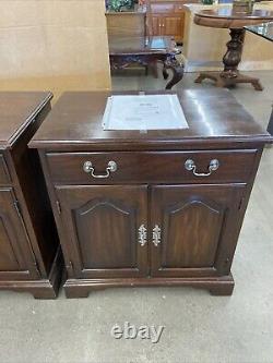 Pair of Henkel Harris 114 29 Mahogany Night Stands, Chippendale Style