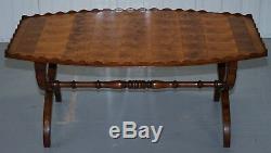 Rare 1930 Oyster Veneered Cross Band Coffee Table Scalloped Edge Walnut Mahogany