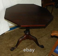 Solid Mahogany Carved Chippendale Ball and Claw Tilt Top Table (mid 1800's)