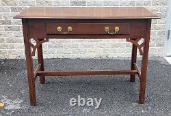 Solid Mahogany Cresent Furniture Chippendale Style Entrance Way Console Table
