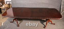 Solid Mahogany Georgian Chippendale Carved Dining Table With Two Leaves C1940