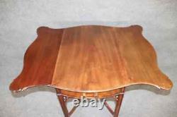 Solid Mahogany Kindel Winterthur Collection Chippendale Drop Leaf Table