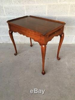 Statton Old Towne Solid Cherry Queen Anne Style Tea Table End Table