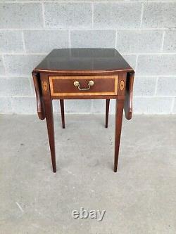 Thomasville Banded Mahogany Collection Pembroke Drop Leaf Accent Table
