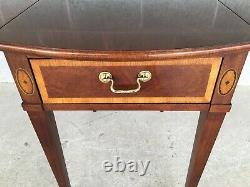 Thomasville Banded Mahogany Collection Pembroke Drop Leaf Accent Table