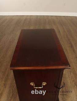 Thomasville Chippendale Style Mahogany Nightstand Chest