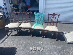 Thomasville Mahogany Chippendale Style Ball & Claw Dining Table and 4 Chairs