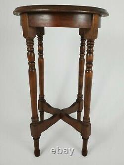 Vintage Accent Table Walnut Wood 2 Tier Round Federal Chippendale