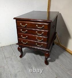 Vintage Allen Classics Mahogany Cabinet w 4 Folding TV Tray Tables Chippendale