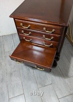 Vintage Allen Classics Mahogany Cabinet w 4 Folding TV Tray Tables Chippendale