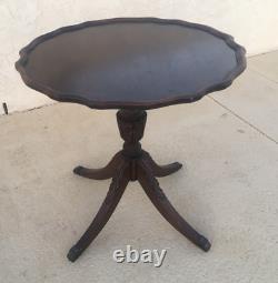 Vintage Antique Federal Carved Pedestal Pie Crust Tea Table