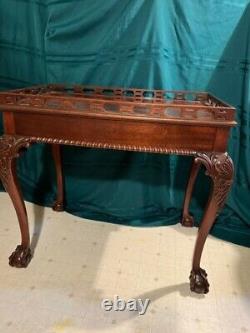 Vintage Chippendale Carved Clawfoot Mahogany Lamp/tea Table