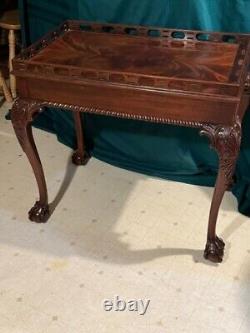 Vintage Chippendale Carved Clawfoot Mahogany Lamp/tea Table