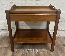 Vintage Chippendale Style Tray Top Nightstand Bedside Table Side Table Tea Table