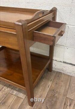 Vintage Chippendale Style Tray Top Nightstand Bedside Table Side Table Tea Table