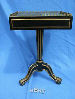 Vintage Drexel Heritage Black Gold Lacquer Side End Table Chinoiserie Mini