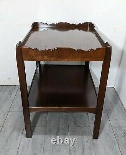 Vintage English Chippendale Style Wood Butler Tea End Table Scalloped Rim