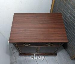Vintage Fancher for Marriott Banded Mahogany Chippendale Nightstand End Table