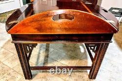 Vintage Lane Chinese Chippendale Butler Coffee Table Serial #2294270 Style#98830