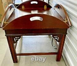 Vintage Lane Chinese Chippendale Butler Coffee Table Serial #2297140 Style #9883
