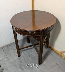 Vintage Lane Round Cherry/Mahogany Wood Chippendale Table