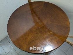 Vintage Lane Round Cherry/Mahogany Wood Chippendale Table