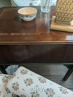 Vintage MCM Lane Chippendale Fretwork Inlay End Table