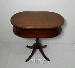 Vintage Mahogany Oval Pedestal 2-Tier Tea Table Duncan Phyfe Chippendale Style