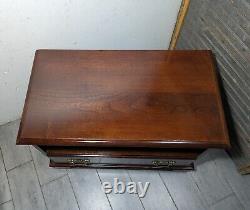 Vintage Pennsylvania House Cherry TV Stand Table Nightstand 1-Drawer Chippendale