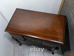 Vintage Queen Anne Chippendale 3-Drawer Lowboy Chest Dressing Table Cherry