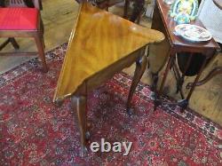 Vintage Solid Cherry Chippendale Style Gate-leg Drop Leaf Table