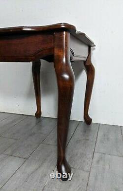 Vintage Solid Cherry Wood Queen Anne Chippendale Style End Table Carved Top