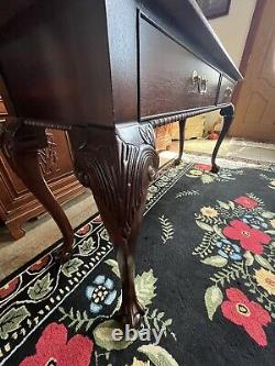 Vintage Thomasville Chippendale Style Mahogany console Table Carved Claw & Ball