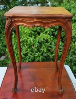 Weiman Antique Heirloom Chippendale Table 7407 14 x 10 x 22.5